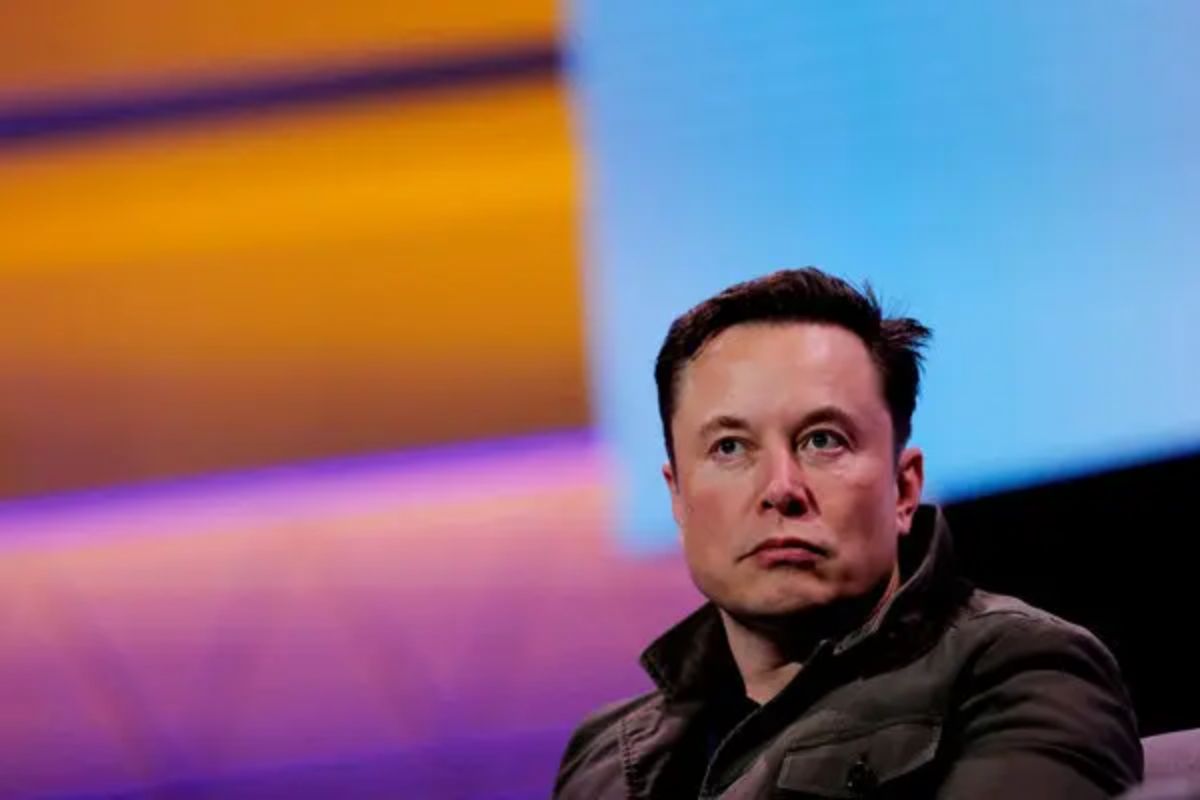 Elon Musk Claims Apple Never Considered Deleting Twitter From the App Store