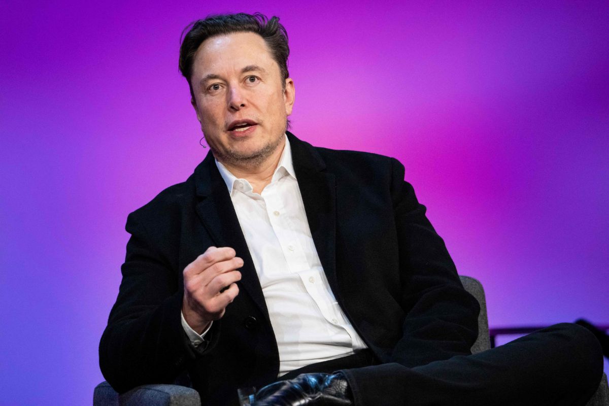 Elon Musk Tweets Support for Beleaguered Kevin McCarthy's House Speaker Bid