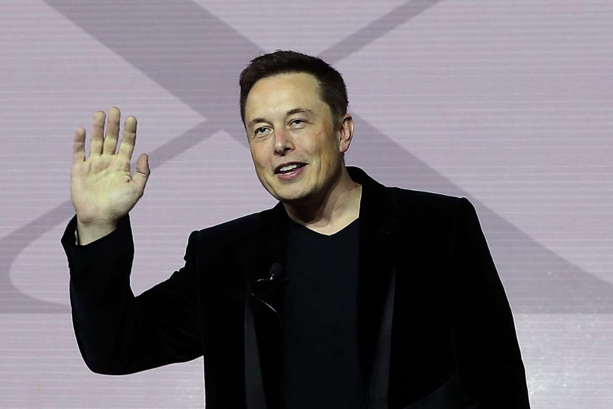 Tesla Investor and Former Fanboy Concerns Elon Musk's Stock Manipulation